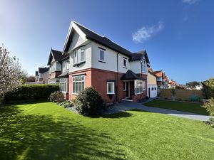 Photo 31- click for photo gallery